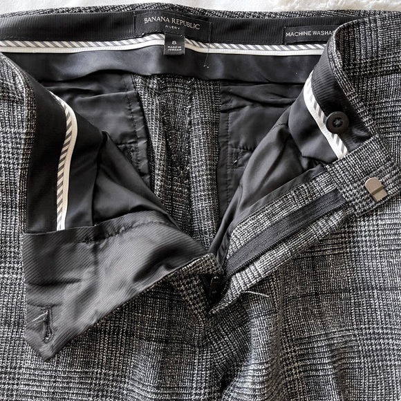 Banana Republic Avery Trouser Pants in Black and White (size 8) - Picture 4 of 10